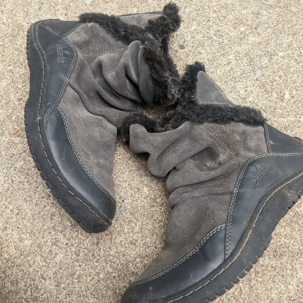 Earth Kalso Technology Gray Leather Boots 9.5
